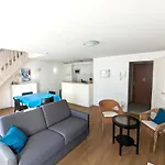 公寓 Duplex T3 Lumineux Avec Balcon, Parking Et Wifi A - Fr-1-420-140 阿卡雄