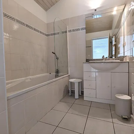 Duplex T3 Lumineux Avec Balcon, Parking Et Wifi A - Fr-1-420-140 Apartmán