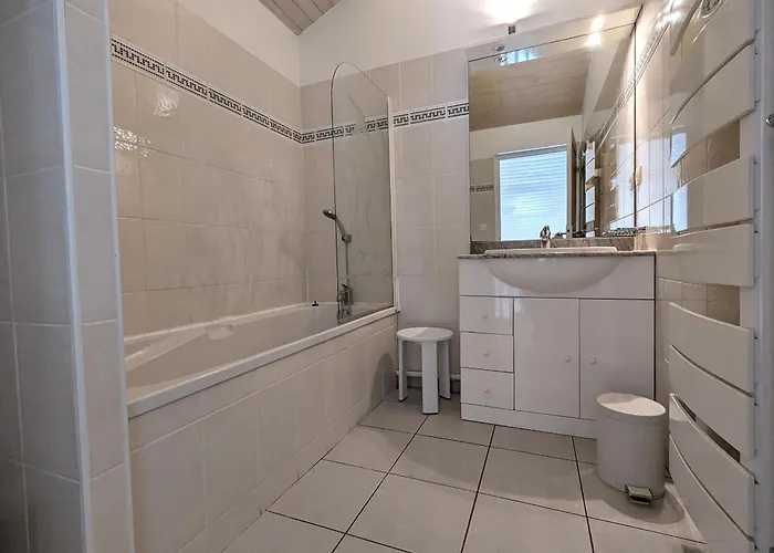 Duplex T3 Lumineux Avec Balcon, Parking Et Wifi A - Fr-1-420-140 Apartment